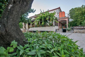 Отель Apartments Adriana  Стариград